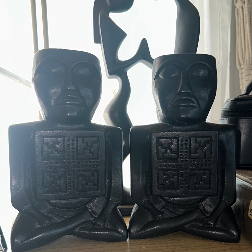 Black Abstract Sculpture Set